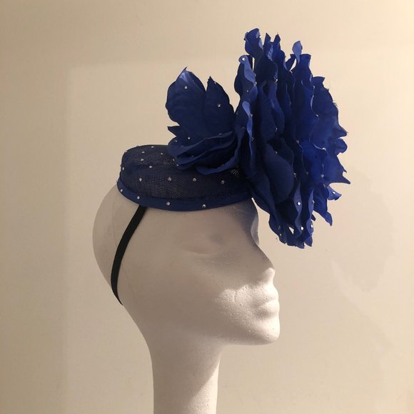 Handmade Flower Pillbox Fascinator main image 2